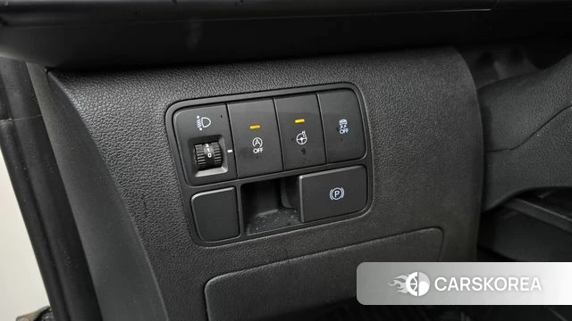 Hyundai Staria 2025 Белый из Кореи, фото 6