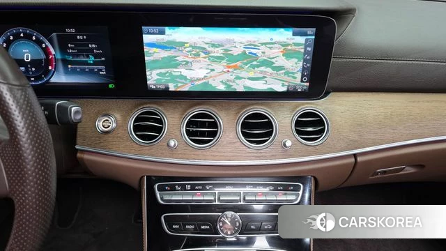 Mercedes-Benz E-Class W213 2018 Черный из Кореи, фото 6