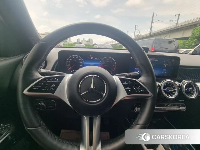 Mercedes-Benz GLB-Class X247 2024 Белый из Кореи, фото 6