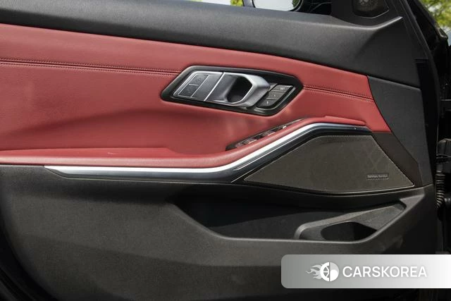BMW 3 series 2022 Черный из Китая, фото 6