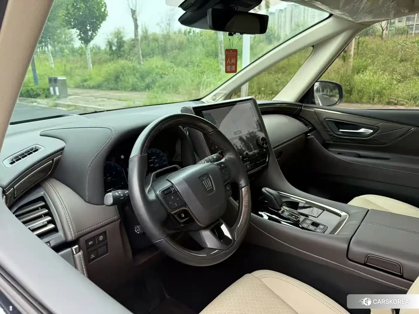 Toyota Vellfire 2024 Черный из Китая, фото 6