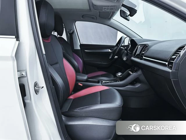 Skoda Krok 2022 Белый из Китая, фото 6