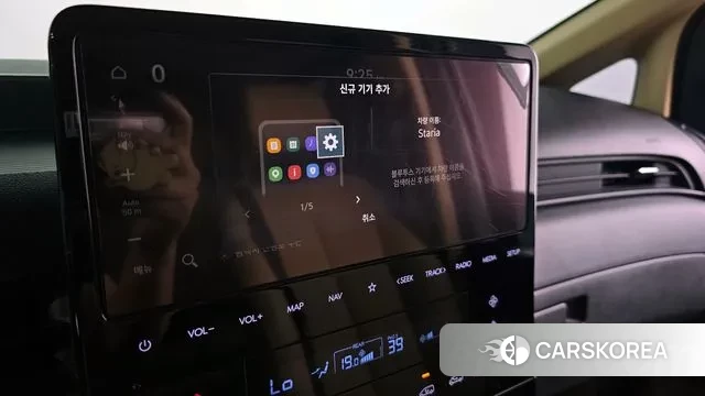 Hyundai Staria 2023 Серебряный из Кореи, фото 6