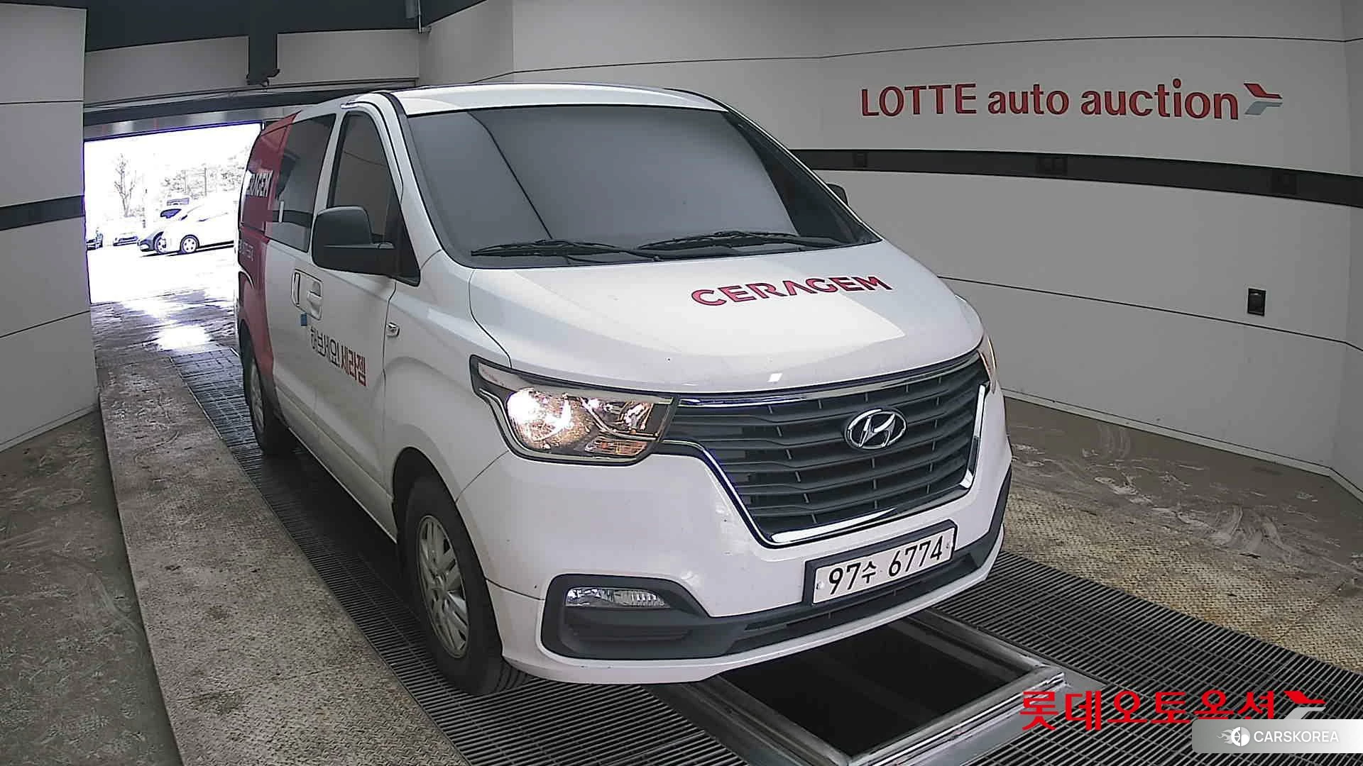 Hyundai Grand Starex 2021 Белый из Кореи, фото 6