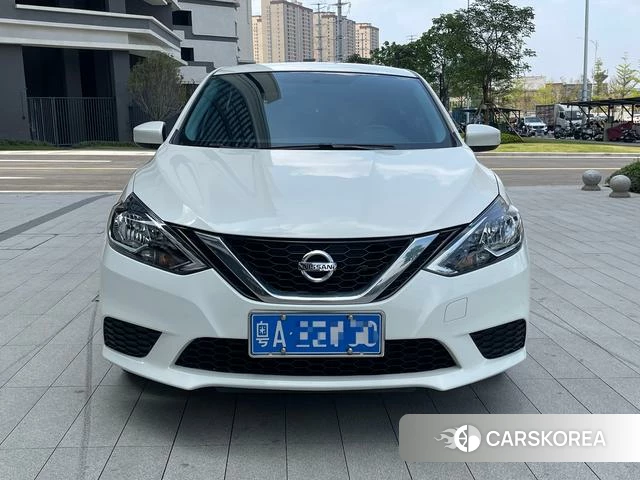 Nissan Xuan Yi 2023 Белый из Китая, фото 6