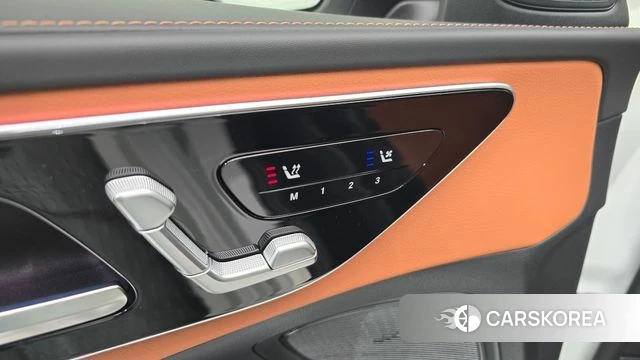 Mercedes-Benz C-Class W206 2025 Белый из Кореи, фото 6