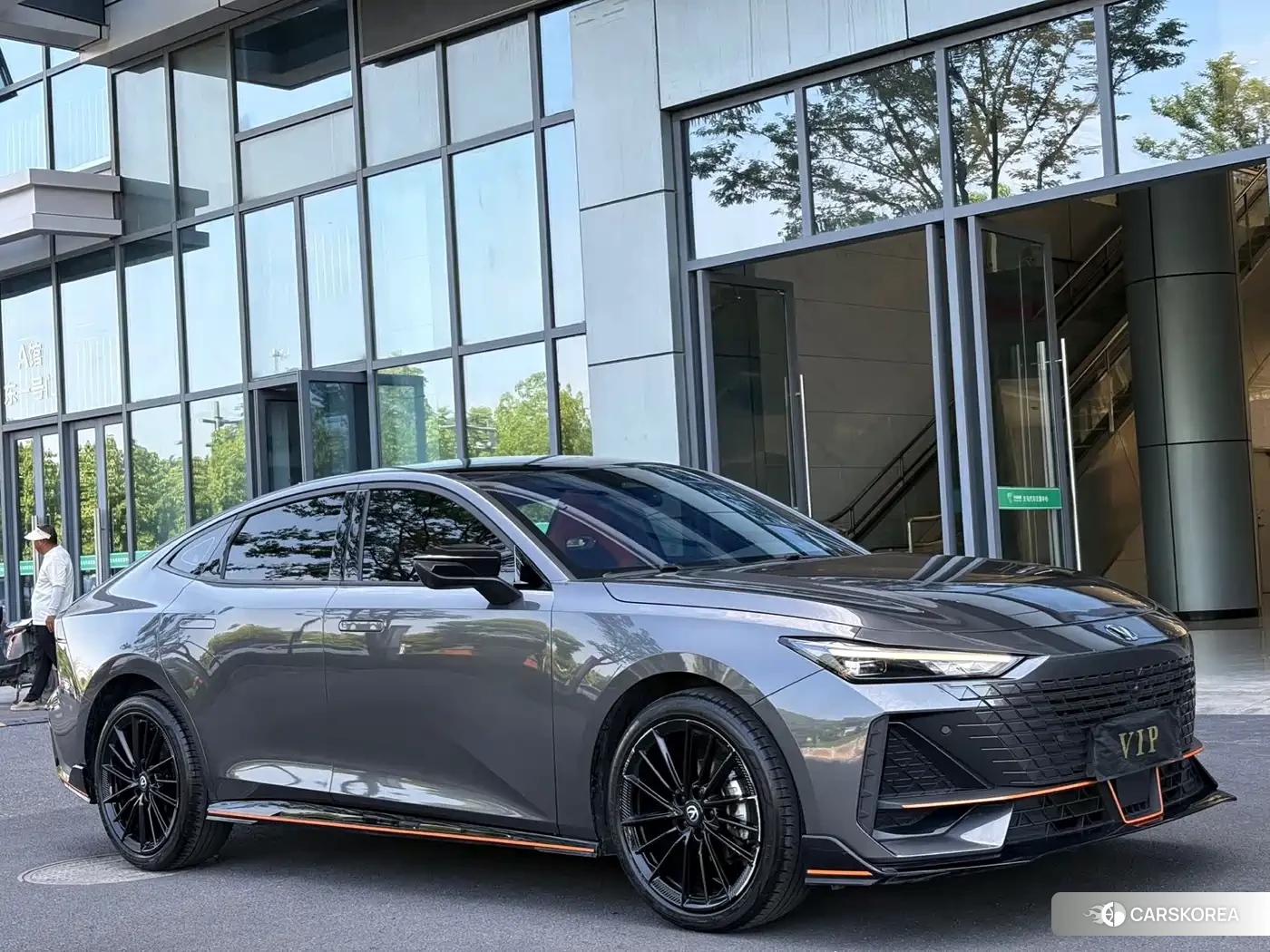 Chang'an Changan UNI-V 2024 Silver/gray из Китая, фото 6