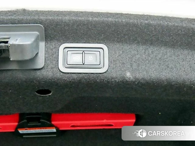 Audi A6 (C8) 2021 Белый из Кореи, фото 6