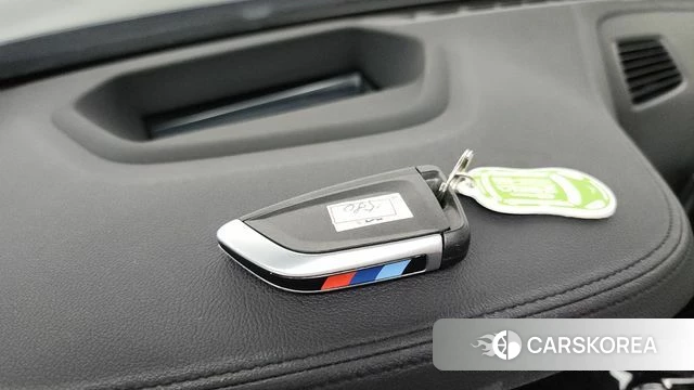 BMW 5 Series (G30) 2018 Черный из Кореи, фото 6