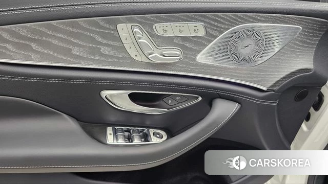 Mercedes-Benz AMG GT 2025 Белый из Кореи, фото 6