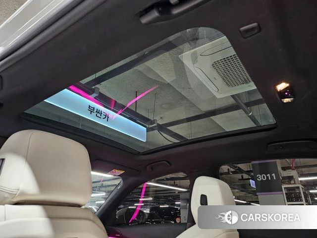 BMW 5 Series (G60) 2026 Белый из Кореи, фото 6