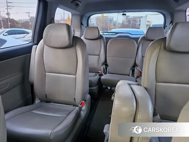 Kia The New Carnival 2018 Серебряный из Кореи, фото 6