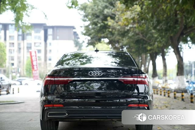 Audi A6L 2021 Черный из Китая, фото 6