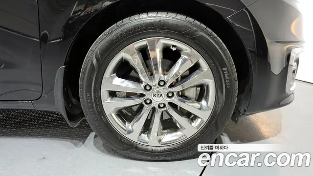 Kia All New Carnival id 2676443 из Кореи 6