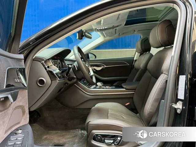 Audi A8 2025 Черный из Китая, фото 6