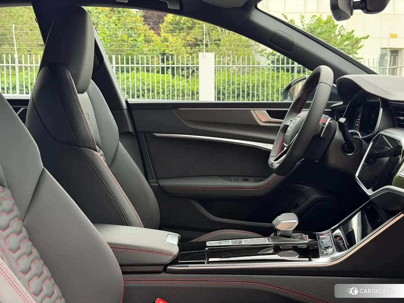 Audi RS 7 2026 Черный из Китая, фото 6
