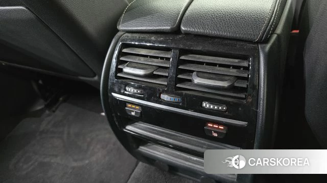 BMW 5 Series (G30) 2018 Белый из Кореи, фото 6