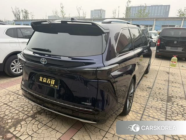 Toyota Saina 2022 Синий из Китая, фото 6