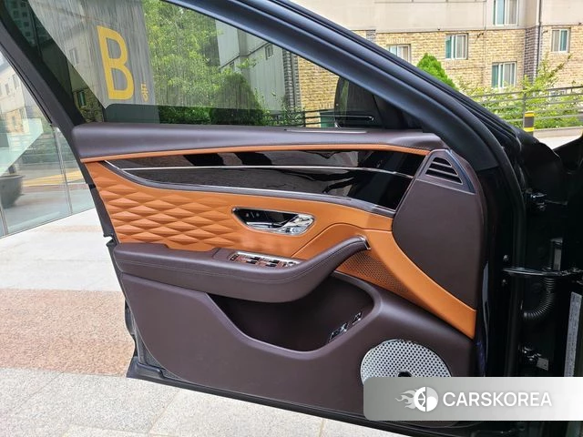 Bentley Flying Spur 3rd Generation 2021 Синий из Кореи, фото 6
