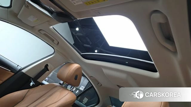 BMW 5 Series (G30) 2019 Белый из Кореи, фото 6