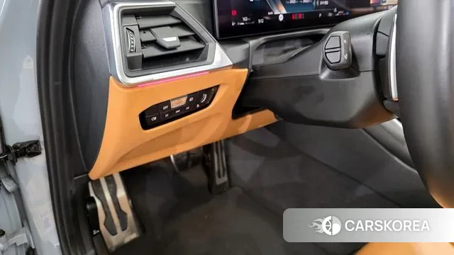 BMW 3 Series (G20) 2024 Серебристо-серый из Кореи, фото 6