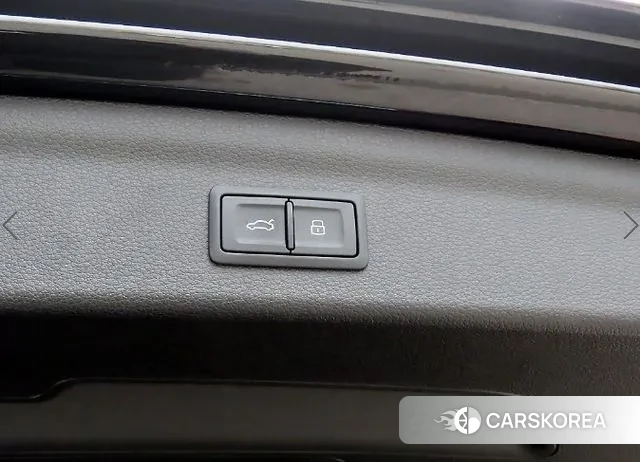 Audi Q3 (F3) 2023 Черный из Кореи, фото 6