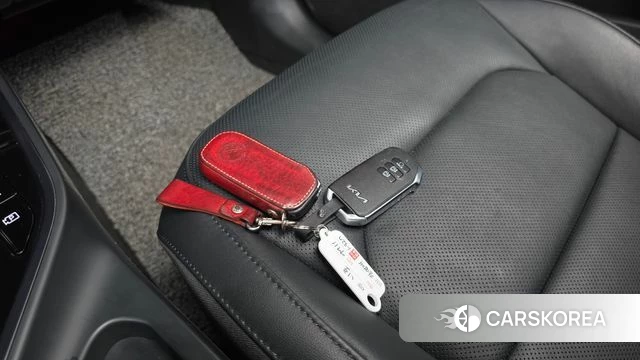 Kia Di Ol Nu Niro 2022 Белый из Кореи, фото 6