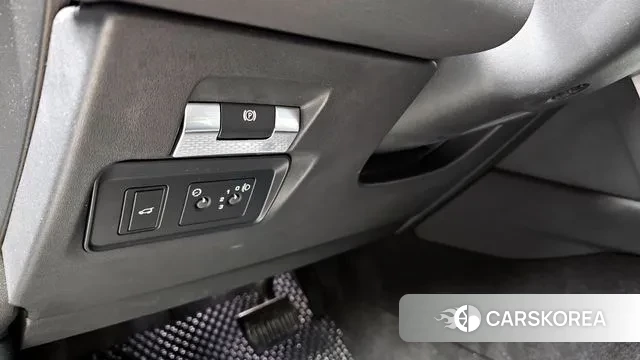 Land Rover Discovery Sports 2nd Generation 2020 Серый из Кореи, фото 6