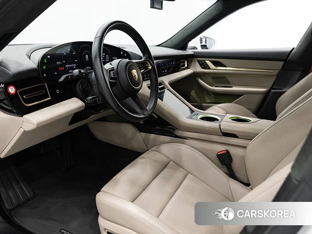 Porsche Taycan 2023 Белый из Кореи, фото 6