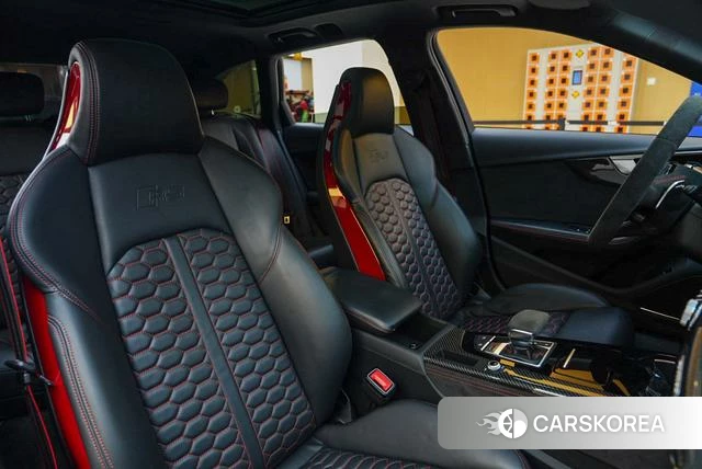 Audi RS 4 2021 Черный из Китая, фото 6
