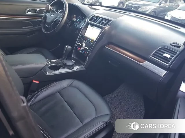 Ford Explorer 2018 Черный из Кореи, фото 6