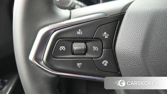 Chevrolet (GM Daewoo) Trax Crossover 2024 Черный из Кореи, фото 6