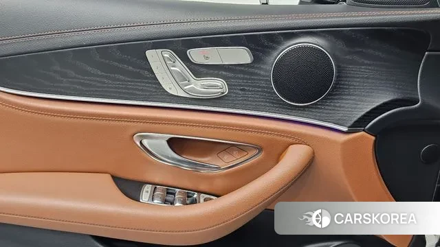 Mercedes-Benz E-Class W213 2020 Белый из Кореи, фото 6