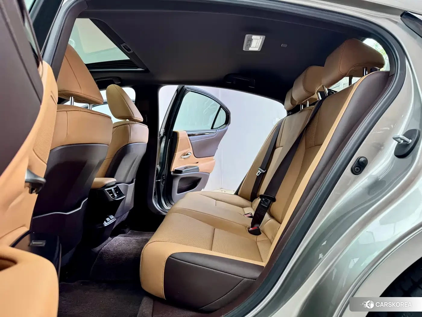 Lexus ES 2021 Champagne/brown из Китая, фото 6