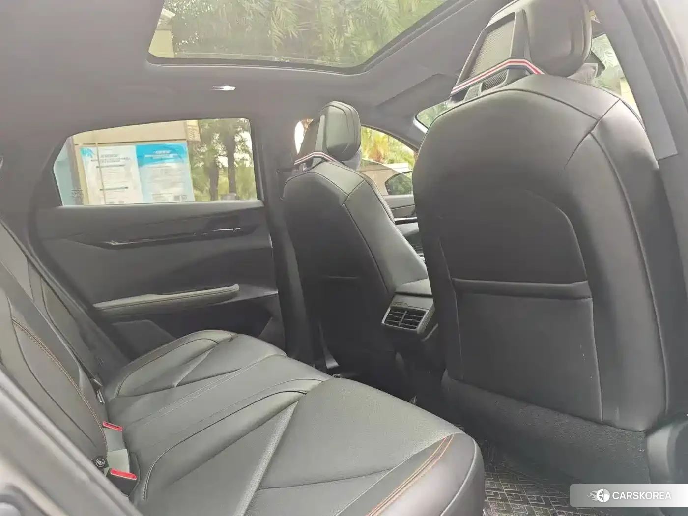 Chang'an Changan UNI-V 2022 Silver/gray из Китая, фото 6