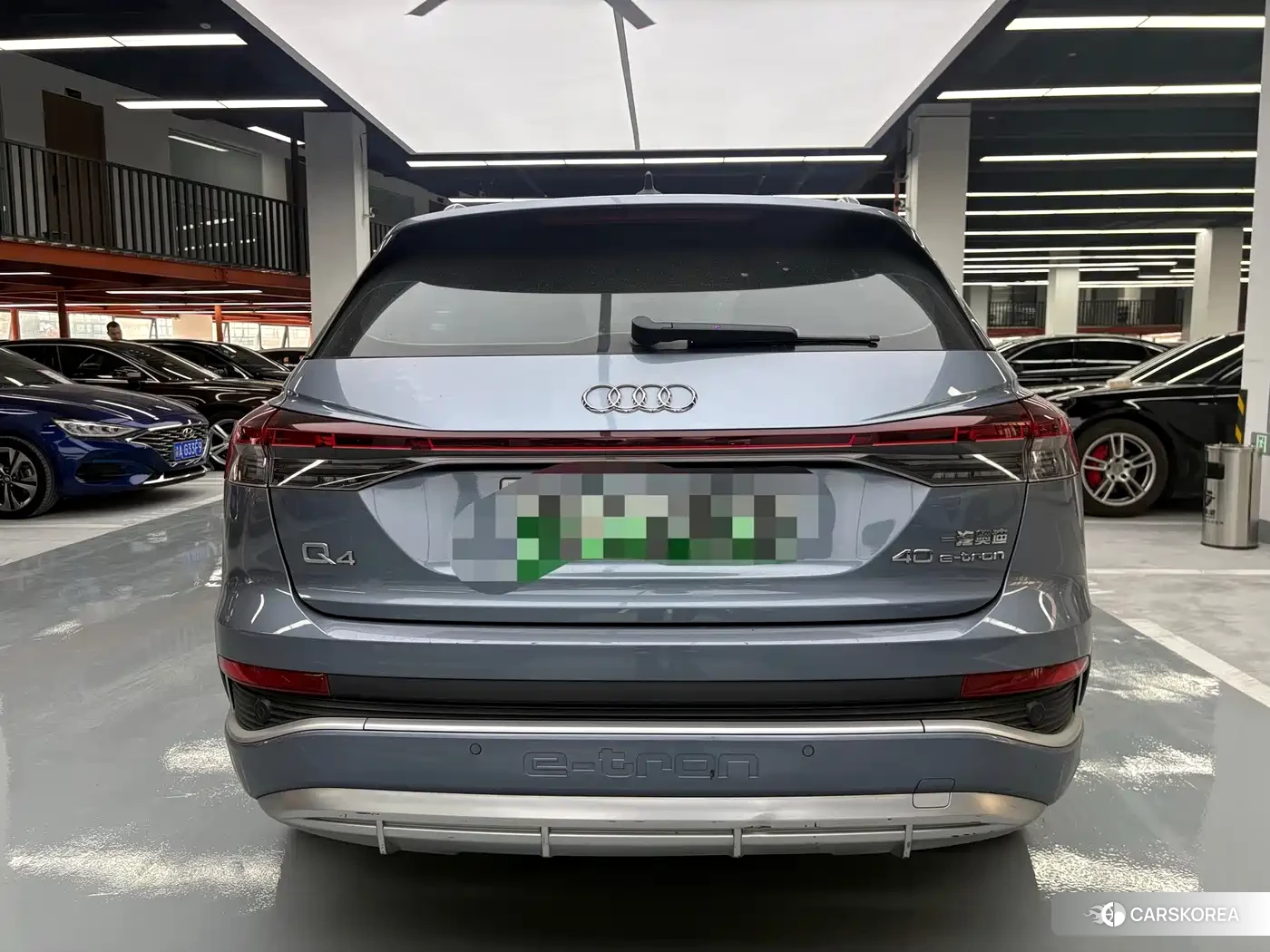 Audi Q4 e-tron 2023 Silver/gray из Китая, фото 6
