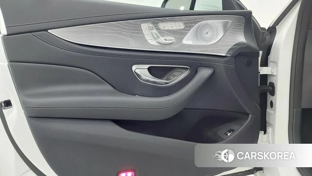 Mercedes-Benz AMG GT 2026 Белый из Кореи, фото 6