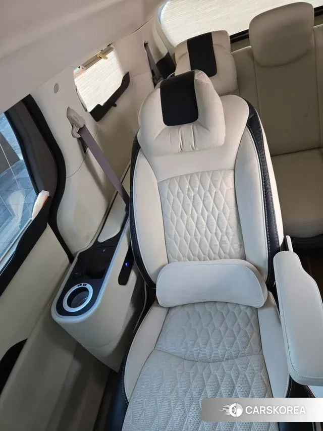 Kia Carnival 4th generation 2022 Черный из Кореи, фото 6