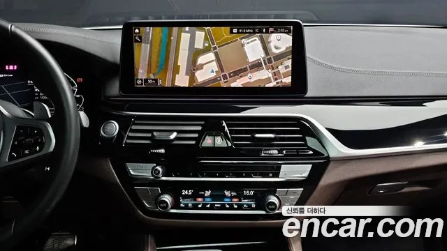 BMW 5 Series (G30) 2022 Белый из Кореи, фото 6