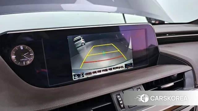 Lexus ES300h 7th generation 2021 Серый из Кореи, фото 6