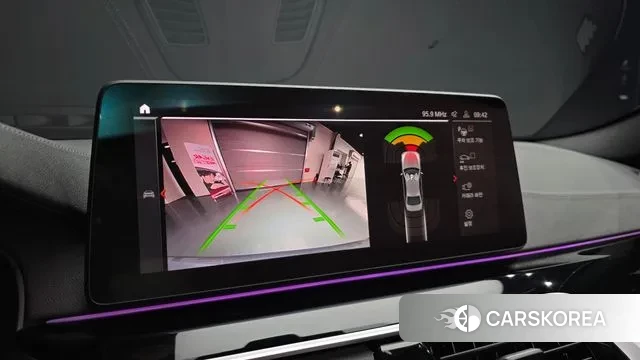 BMW 5 Series (G30) 2022 Серебряный из Кореи, фото 6