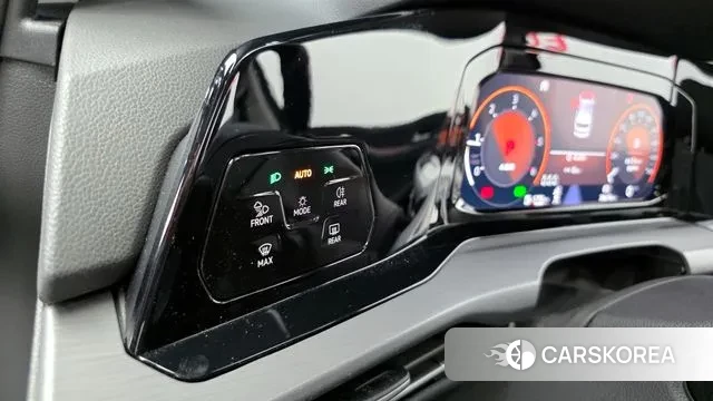 Volkswagen Golf 8th Generation 2022 Синий из Кореи, фото 6