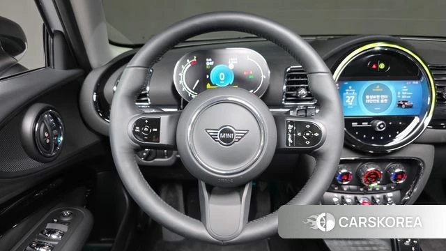 Mini Cooper Clubman 2023 Белый из Кореи, фото 6