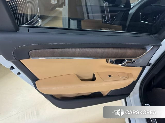 Volvo S90 2024 Белый из Кореи, фото 6
