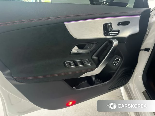 Mercedes-Benz CLA-Class C118 2025 Белый из Кореи, фото 6
