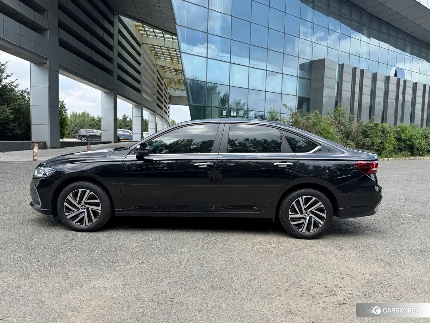 Volkswagen Lavida 2023 Черный из Китая, фото 6