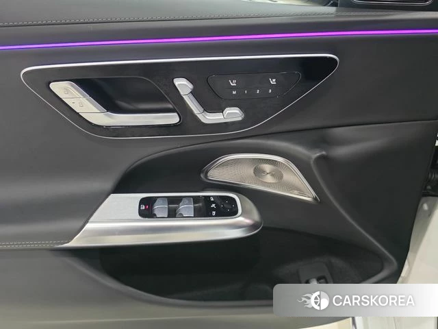 Mercedes-Benz E-Class W214 2025 Белый из Кореи, фото 6
