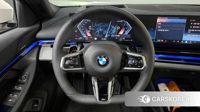 BMW 5 Series (G60) 2025 Белый из Кореи, фото 6