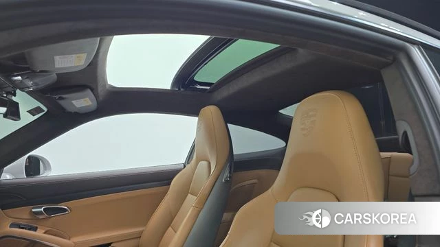 Porsche 911 2019 Серебристо-серый из Кореи, фото 6