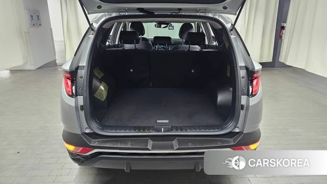 Hyundai Tucson (NX4) 2023 Серебряный из Кореи, фото 6